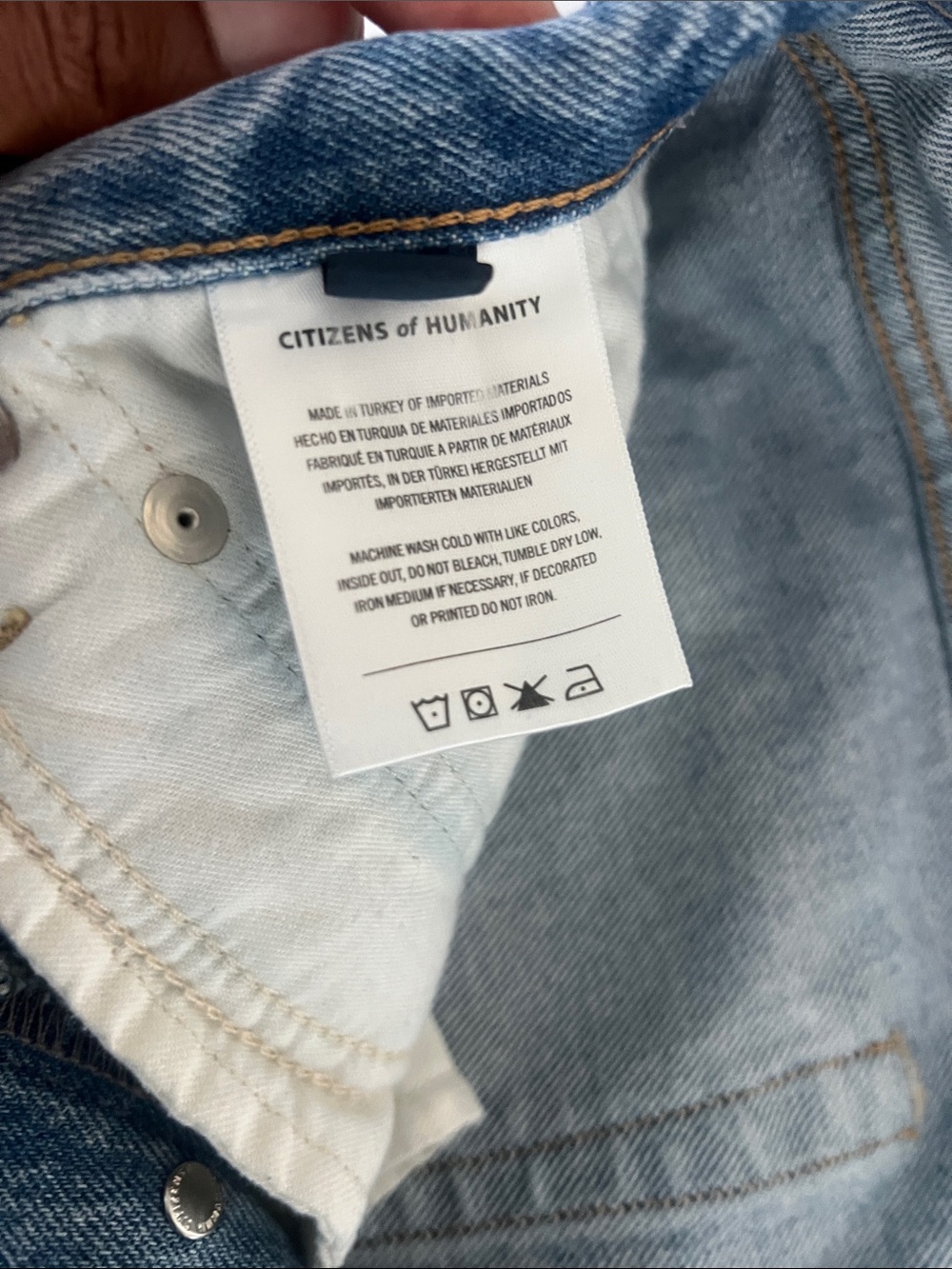 Citizens of Humanity Light Blue Denim Cutoff Shorts - Unbranded - Picture 4 of 7